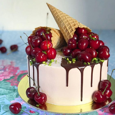 Торт "Вишневый рожок" купить - домодедово.сладкоежкин.рф